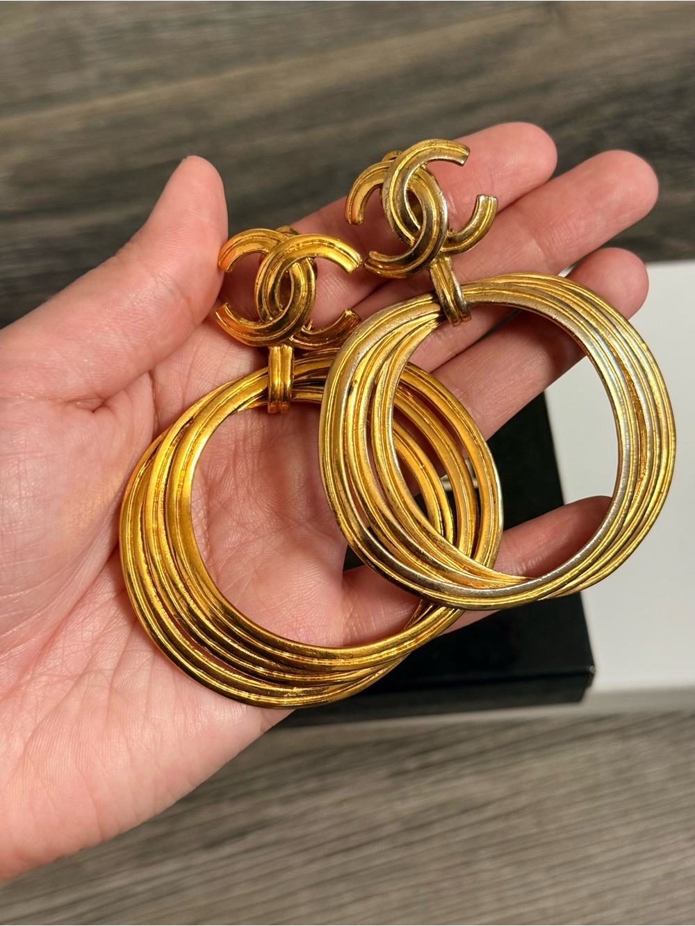 Chanel XL Vintage Gold Hoop CC Statement Clip On Dangle Earrings - Picture 4 of 12